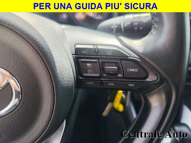 TOYOTA YARIS 1.5 HYBRID 5 PORTE LOUNGE - foto 7