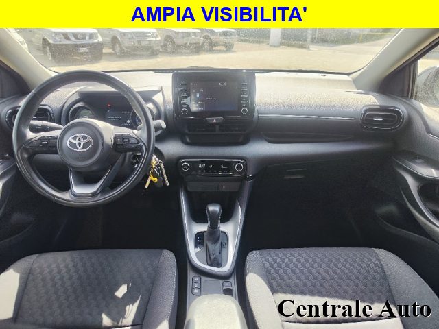 TOYOTA YARIS 1.5 HYBRID 5 PORTE LOUNGE - foto 13