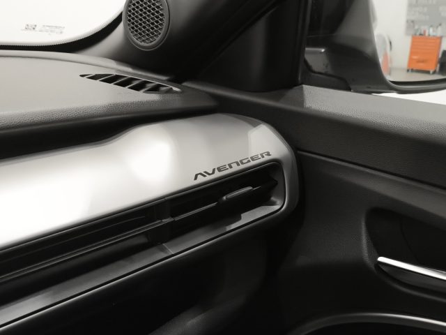 JEEP AVENGER 1.2 TURBO 110CV MHEV SUMMIT - foto 16