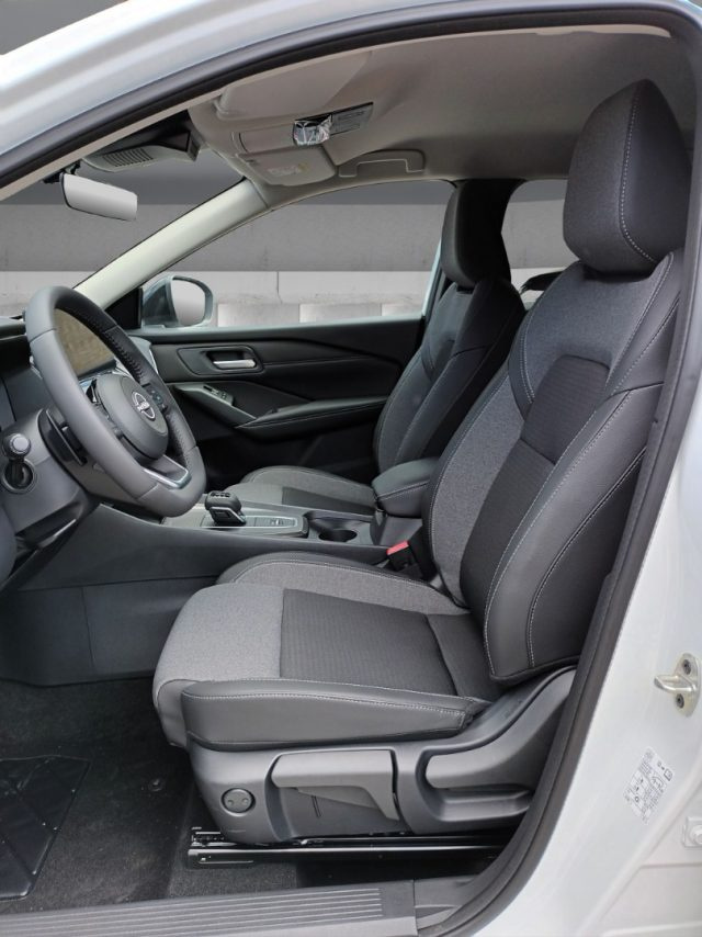 NISSAN QASHQAI 1300 MHEV N-CONNECTA 158CV AUTOM - foto 8