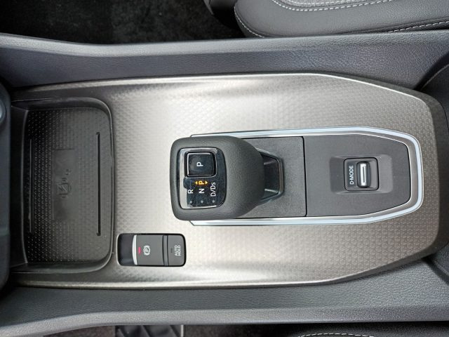NISSAN QASHQAI 1300 MHEV N-CONNECTA 158CV AUTOM - foto 17