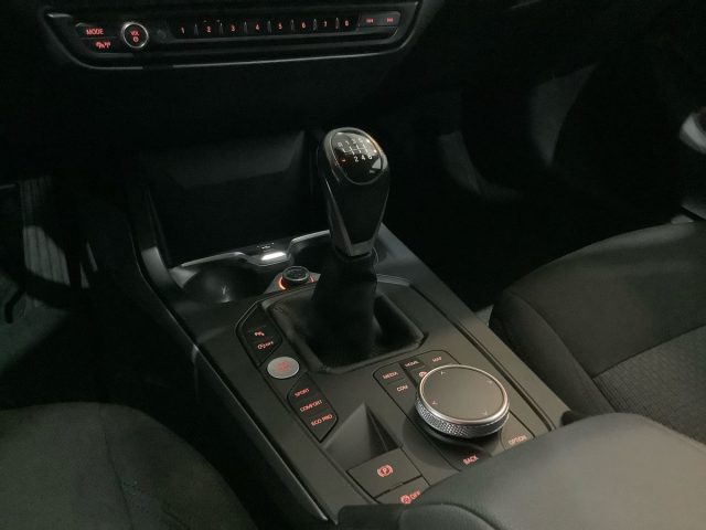 BMW 118 D 5P. BUSINESS ADVANTAGE - foto 8