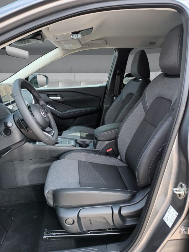 NISSAN QASHQAI 1300 MHEV N-CONNECTA 158CV AUTOM - foto 8