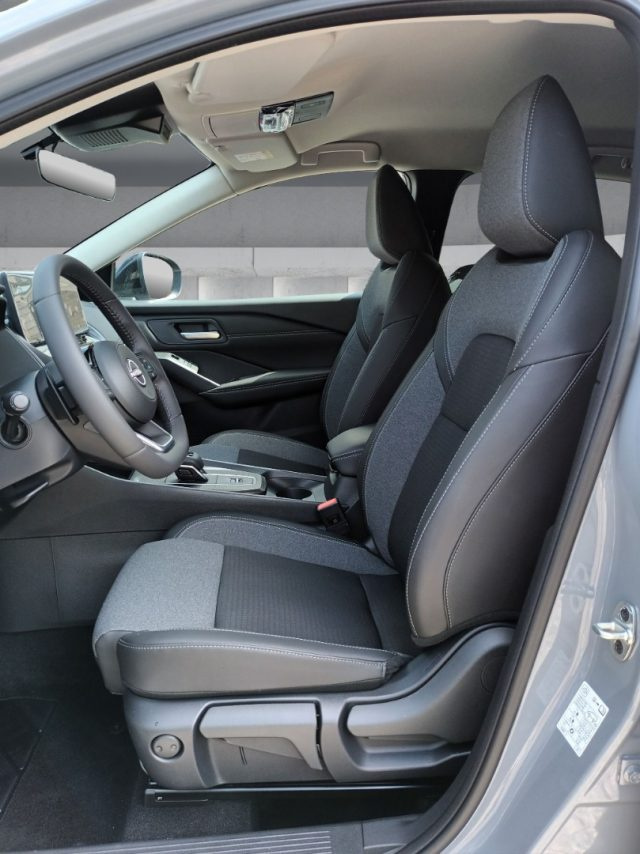 NISSAN QASHQAI 1300 MHEV N-CONNECTA 158CV AUTOM - foto 8