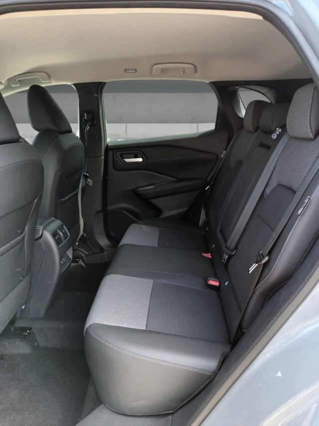 NISSAN QASHQAI 1300 MHEV N-CONNECTA 158CV AUTOM - foto 9