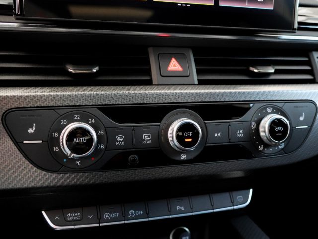 AUDI RS 4 AVANT TFSI QUATTRO S-TRONIC *P - foto 19