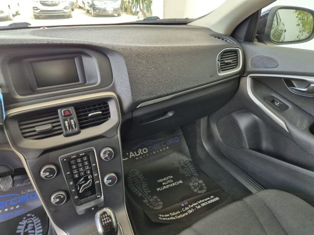 VOLVO V40 CROSS COUNTRY D2 BUSINESS - foto 13