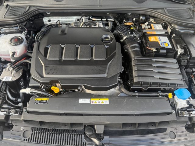 VOLKSWAGEN GOLF 2.0 TDI DSG 2024 GARANZIA - foto 12