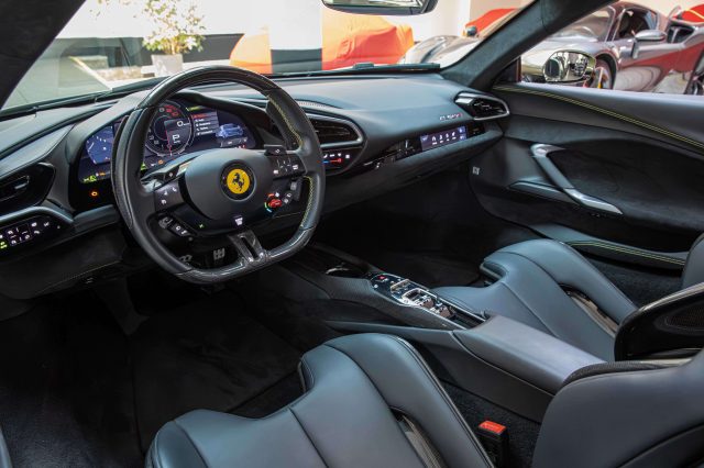 FERRARI 296 GTS SPECIAL PAINT|LIFT|CARBON+LEDS|R - foto 9