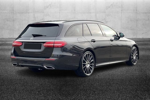 MERCEDES-BENZ E 200 D S.W. AUTO PREMIUM - foto 3