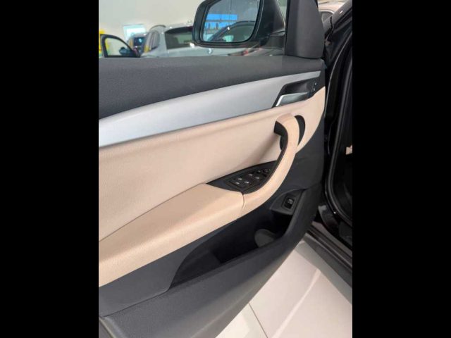 BMW X1 (F48) -  SDRIVE18D XLINE PLUS - foto 12