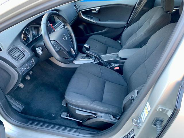 VOLVO V40 D3 KINETIC 150CV !!!!!!!!! EURO  - foto 11