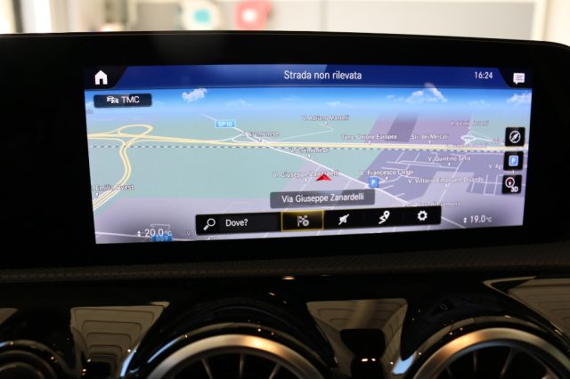 MERCEDES-BENZ A 35 AMG 4MATIC - foto 13