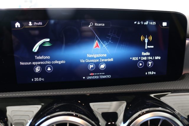 MERCEDES-BENZ A 35 AMG 4MATIC - foto 14