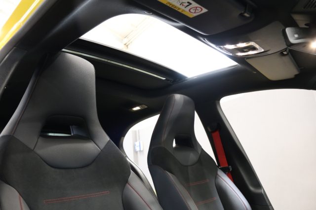 MERCEDES-BENZ A 35 AMG 4MATIC - foto 17