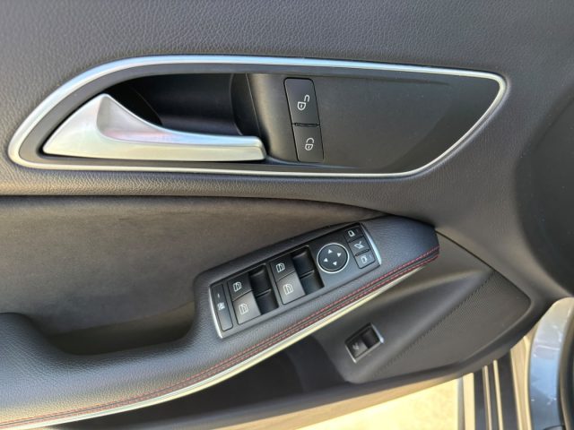 MERCEDES-BENZ CLA 180 CDI PREMIUM AMG - foto 15