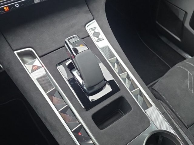 DS AUTOMOBILES DS 7 PALLAS PLUG-IN HYBRID 225CV - foto 16