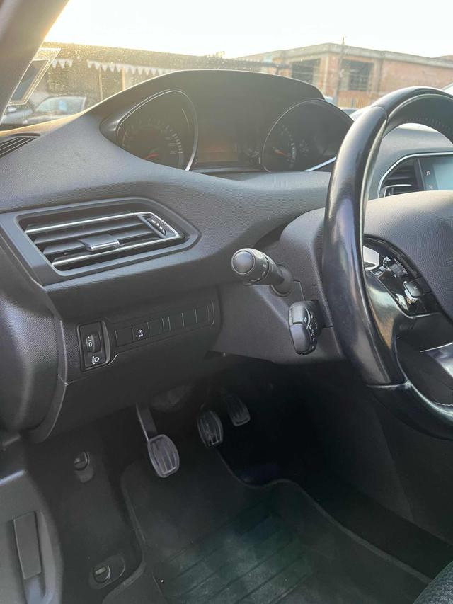 PEUGEOT 308 BLUEHDI 130 S&S SW BUSINESS - foto 11