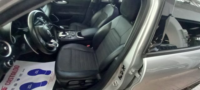 ALFA ROMEO GIULIA 2.2 TURBODIESEL 190 CV AT8 EXECU - foto 7