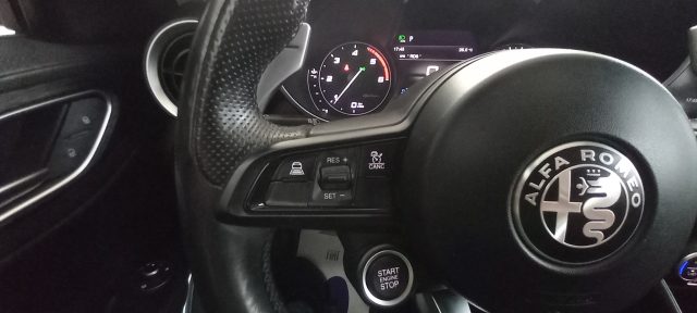ALFA ROMEO GIULIA 2.2 TURBODIESEL 190 CV AT8 EXECU - foto 13