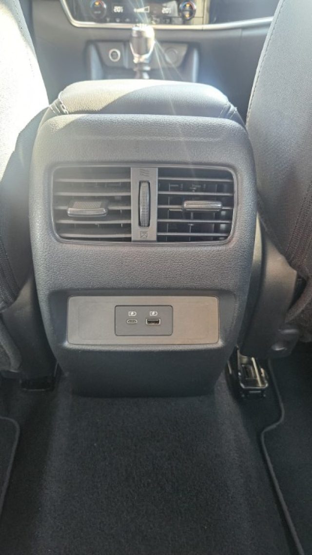NISSAN QASHQAI MHEV 140 CV N-STYLE - foto 13