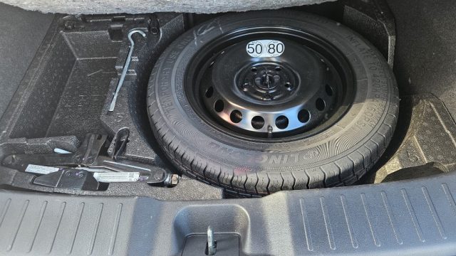 NISSAN JUKE 1.6 HEV N-CONNECTA - foto 10