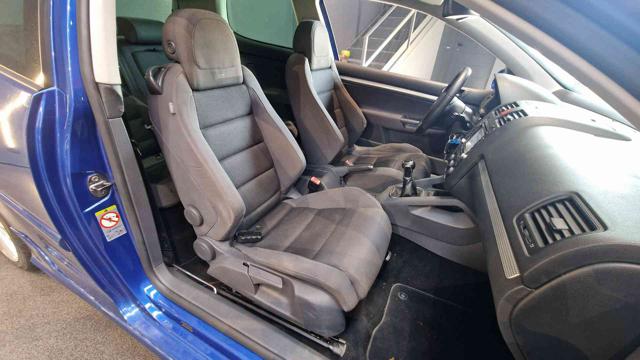 VOLKSWAGEN GOLF 3.2 VR6 4MOT. 3P. R32 MANUALE! - foto 11
