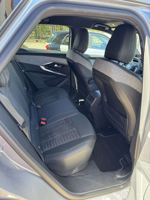 PEUGEOT 3008 1.2 HYBRID GT  E-DCS6 - foto 9
