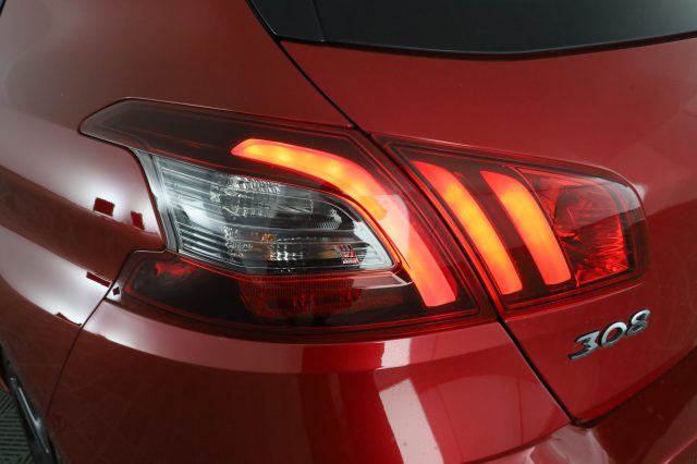 PEUGEOT 308 308 BLUEHDI 130 EAT8 S&S GT LINE - foto 10