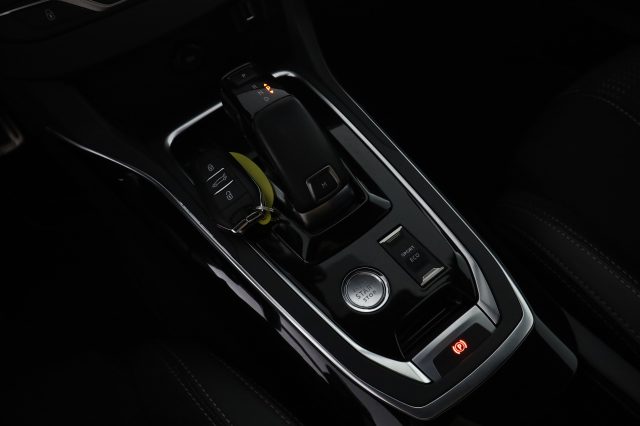 PEUGEOT 308 308 BLUEHDI 130 EAT8 S&S GT LINE - foto 14