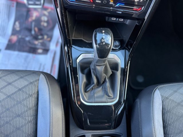 VOLKSWAGEN T-ROC DSG R-LINE 2023 IVA ESPOSTA - foto 17