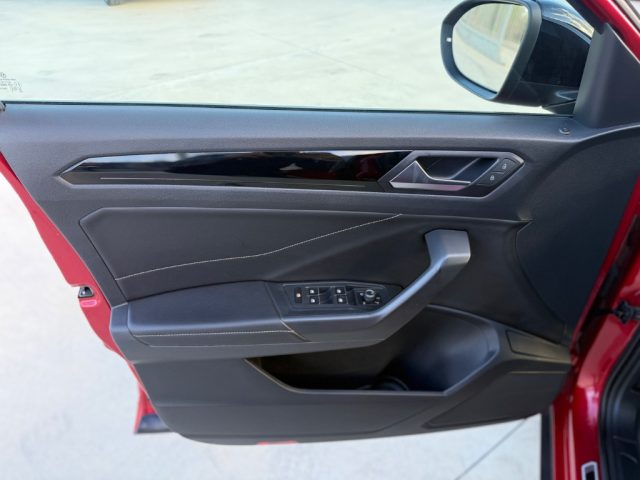 VOLKSWAGEN T-ROC DSG R-LINE 2023 IVA ESPOSTA - foto 13