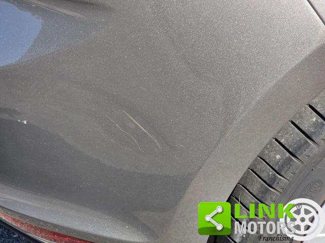VOLKSWAGEN GOLF TGI 110CV HIGHLINE DSG - foto 29