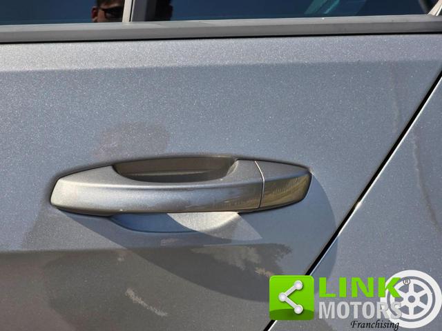 VOLKSWAGEN GOLF TGI 110CV HIGHLINE DSG - foto 28