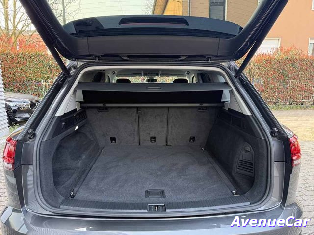VOLKSWAGEN TOUAREG 3.0 TDI BLACK STYLE TIPTRONIC  T - foto 30