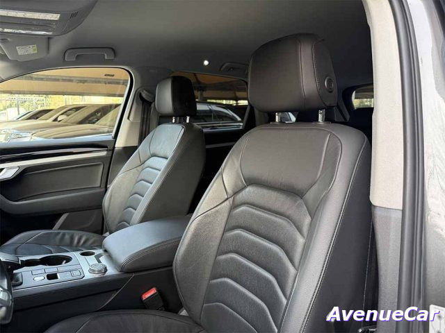 VOLKSWAGEN TOUAREG 3.0 TDI BLACK STYLE TIPTRONIC  T - foto 24
