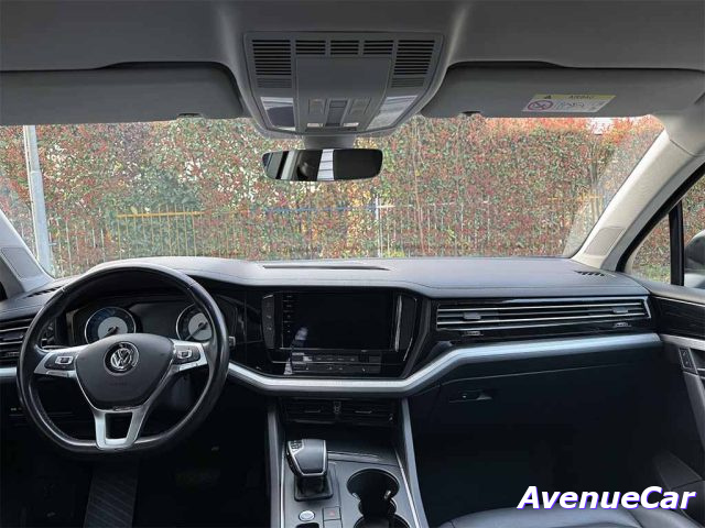 VOLKSWAGEN TOUAREG 3.0 TDI BLACK STYLE TIPTRONIC  T - foto 28