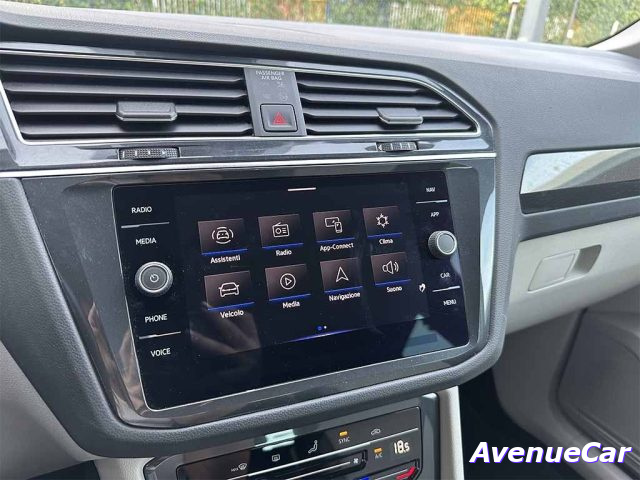 VOLKSWAGEN TIGUAN ELEGANCE 4MOTION DSG TELECAMERA  - foto 29