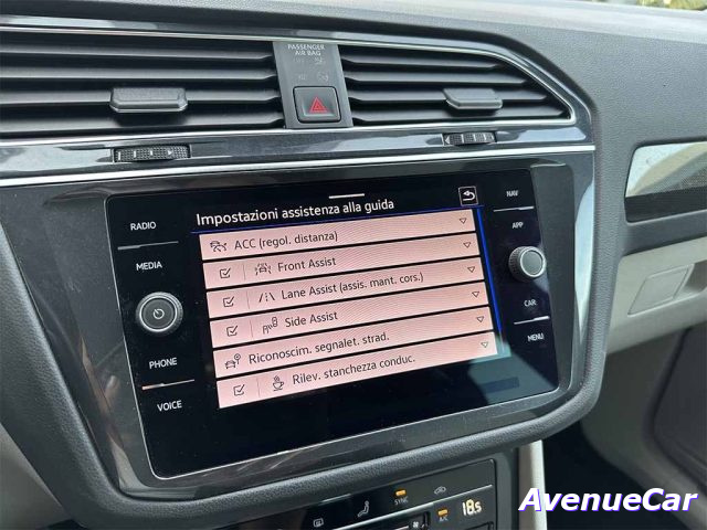 VOLKSWAGEN TIGUAN ELEGANCE 4MOTION DSG TELECAMERA  - foto 28