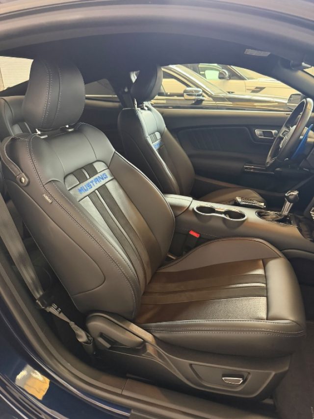 FORD MUSTANG 2.3 ECOBOOST AUT. - foto 13