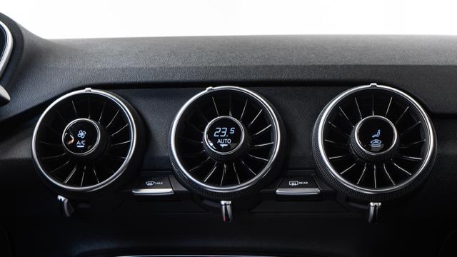 AUDI TT COUPÉ 45 TFSI QUATTRO S TRONIC U - foto 17