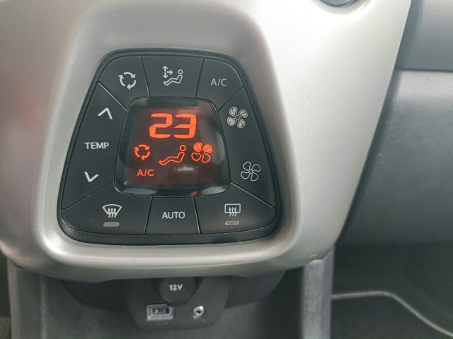 TOYOTA AYGO 1.0 VVT-I 69 CV 5 PORTE X-COOL - foto 17