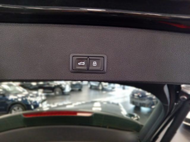 AUDI Q2 30 TFSI BUSINESS ADVANCED - foto 10