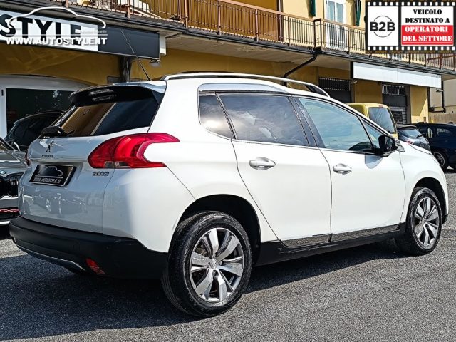 PEUGEOT 2008 1.2 82CV ALLURE - foto 40