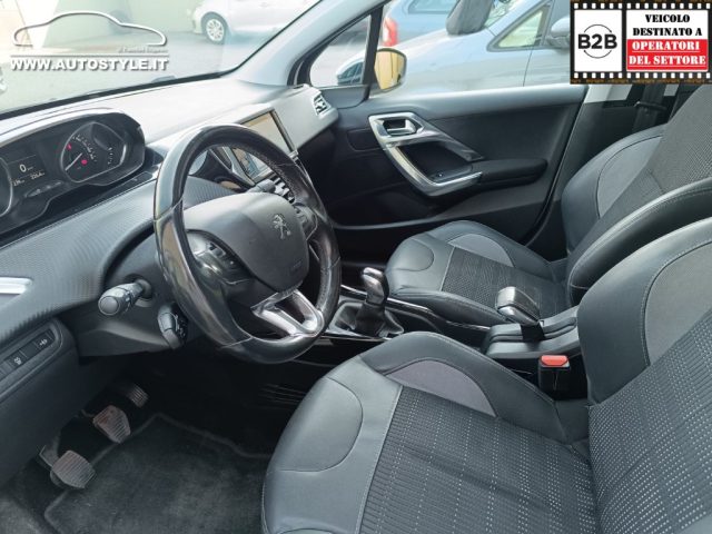 PEUGEOT 2008 1.2 82CV ALLURE - foto 9
