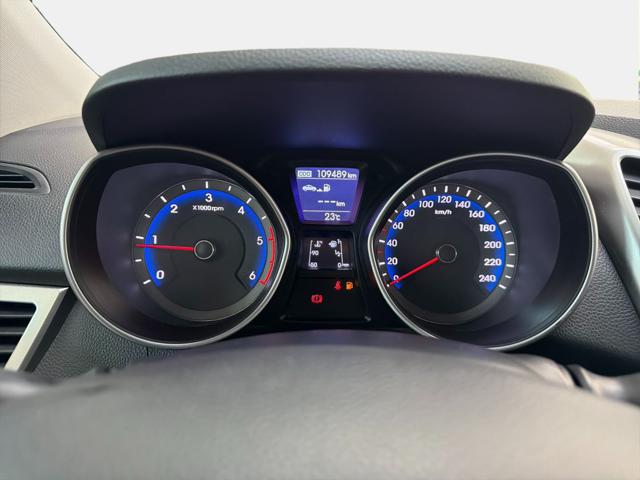 HYUNDAI I30 WAGON 1.6 CRDI COMFORT - foto 9