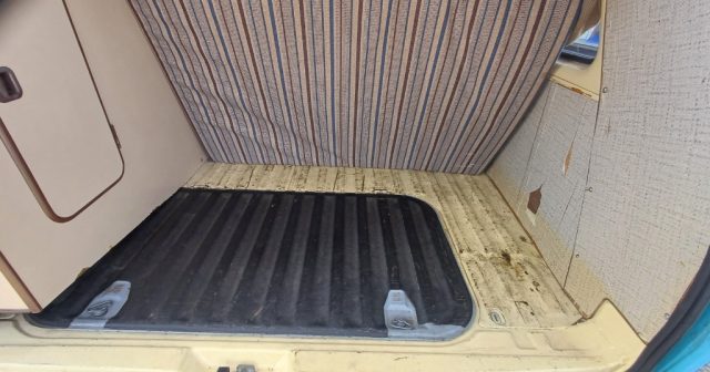 VOLKSWAGEN T3 WESTFALIA - foto 12