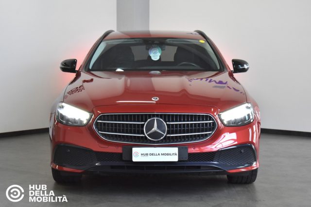 MERCEDES-BENZ E 300 D S.W. 4MATIC AUTO MILD HYBRID B