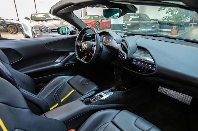 FERRARI SF90 SPIDER LIFT SYSTEM|CARBON+LEDS|F - foto 12