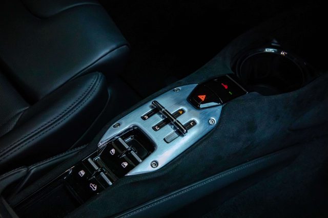 FERRARI SF90 SPIDER LIFT SYSTEM|CARBON+LEDS|F - foto 14
